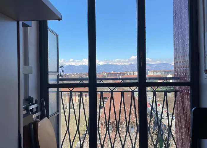 The Balcony 9th Floor On 270 Degrees View *